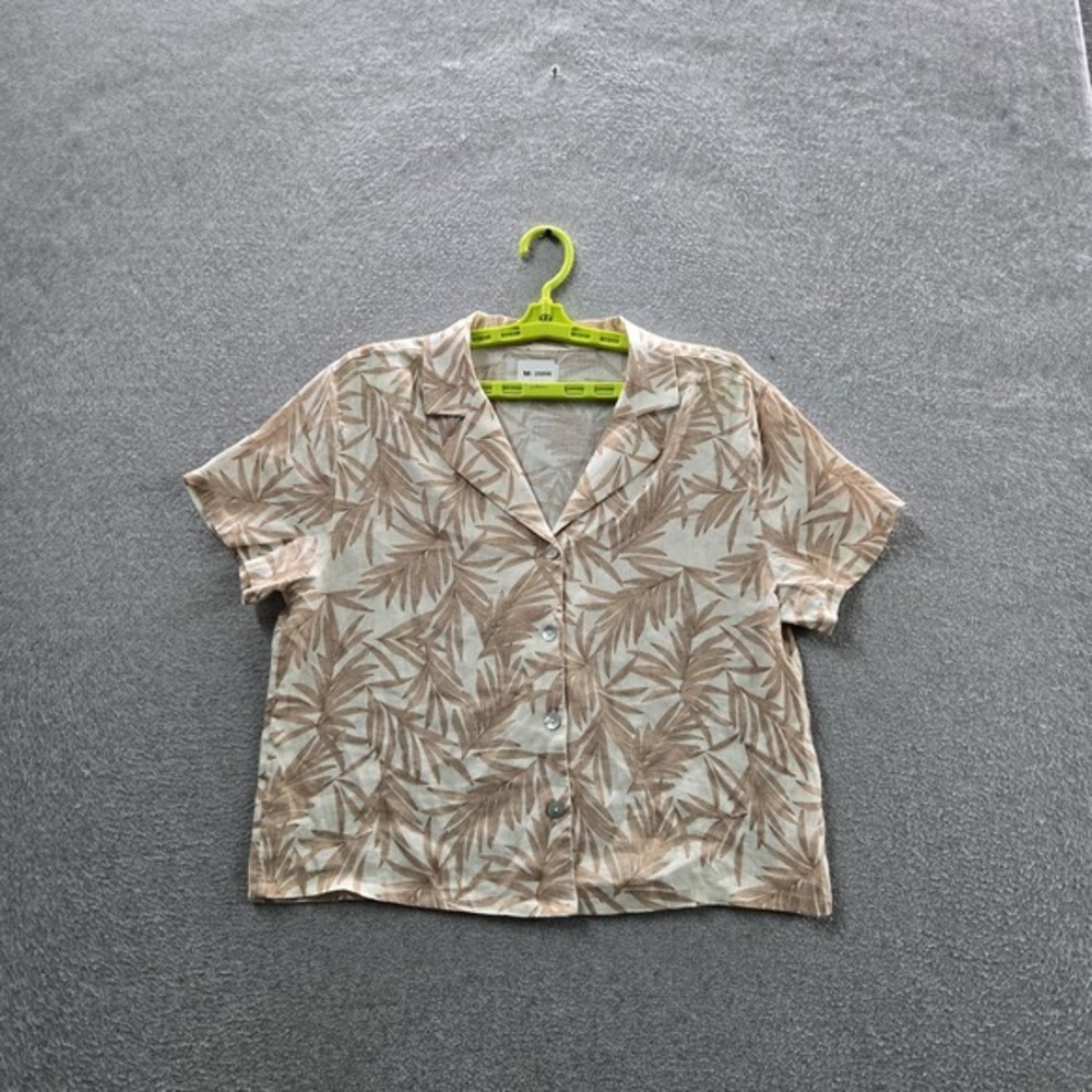 Nicole Miller Women Blouse M Beige Linen Floral‎ Button Collared Front Beachy